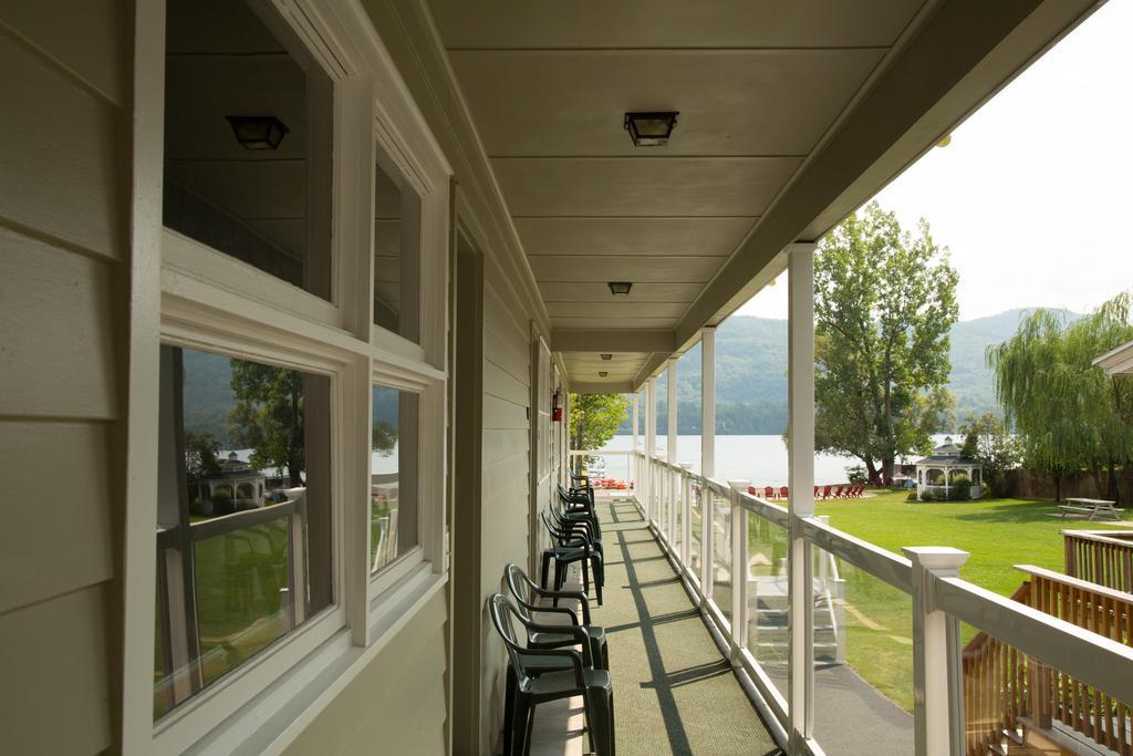 Shore Meadows Lodge Llc Lake George Exterior photo