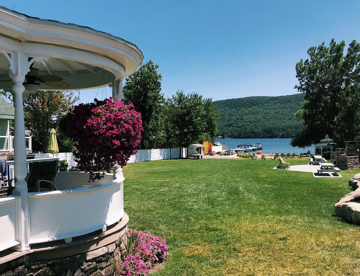 Shore Meadows Lodge Llc Lake George Exterior photo